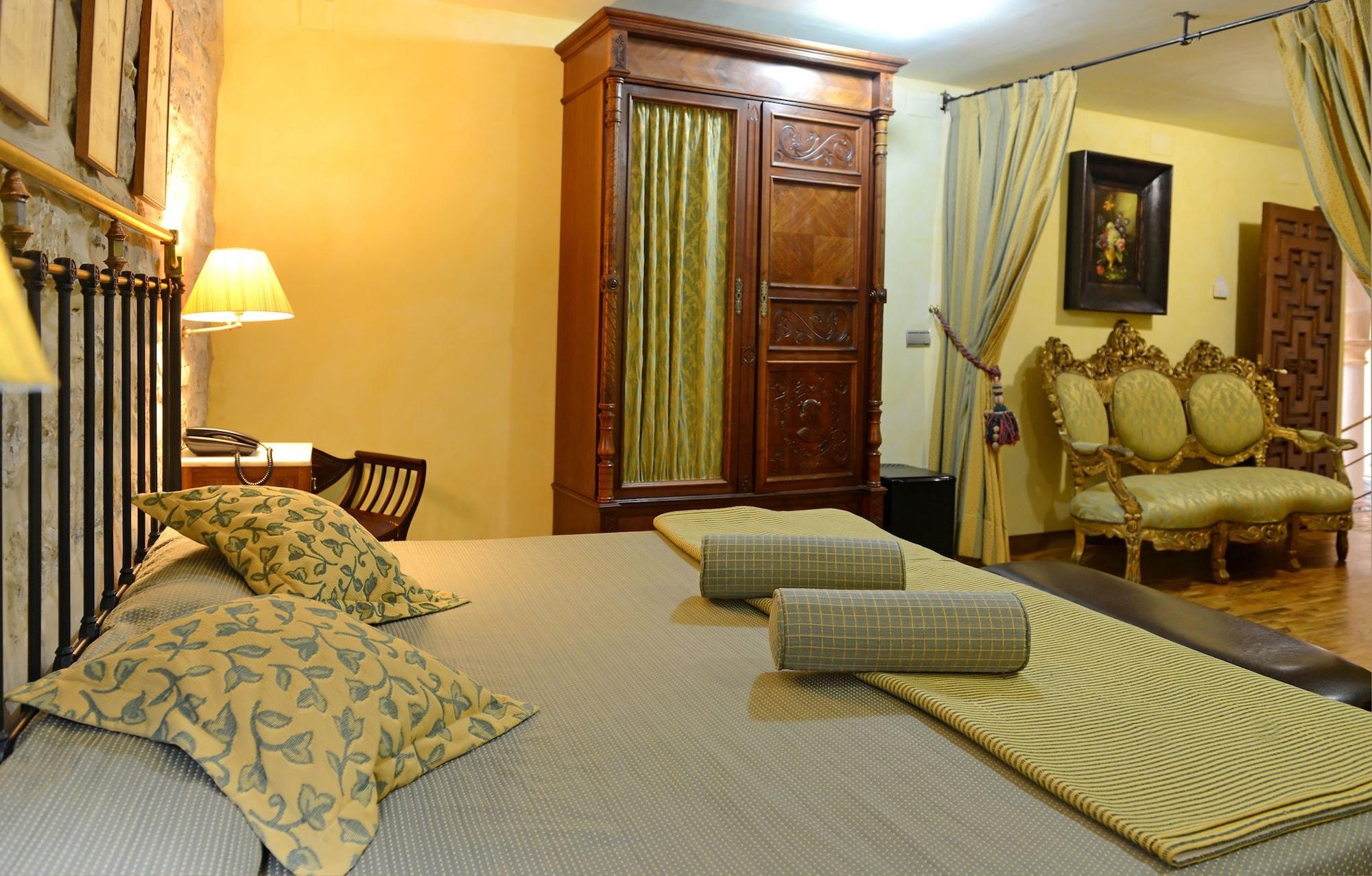 Hotel Cetina Palacio De Los Salcedo بايثا المظهر الخارجي الصورة